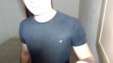 Snapshot of roastingcorn chatting on March 2, 2:36 am RoastingCorn online show from March 2, 2:36 am