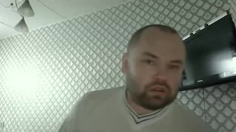 Snapshot of rob18997 chatting on January 7, 9:34 am rob18997 online show from January 7, 9:34 am