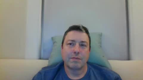 Snapshot of rob_bower_guy chatting on February 17, 5:58 am rob_bower_guy online show from February 17, 5:58 am