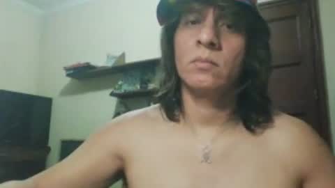 Snapshot of robbie_1978 chatting on July 30, 2:54 am robbie_1978 online show from July 30, 2:54 am