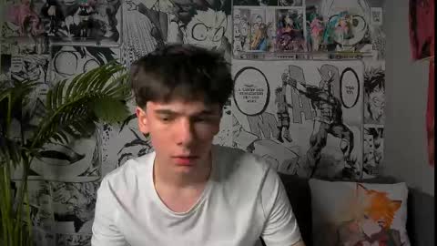 Snapshot of robbie_reyes chatting on May 22, 4:34 pm Robbie online show from May 22, 4:34 pm