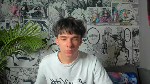Snapshot of robbie_reyes chatting on May 30, 12:24 pm Robbie online show from May 30, 12:24 pm