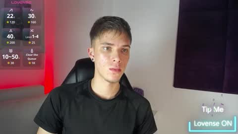 Snapshot of robbinblaze chatting on February 5, 4:28 am Robbin online show from February 5, 4:28 am