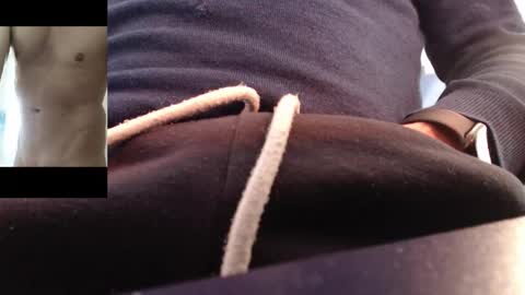 robby66_56 online show from January 9, 10:29 am