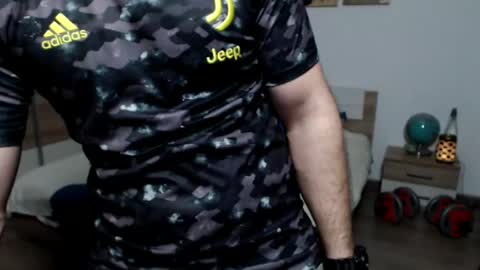 robbyshawz online show from April 14, 5:46 am