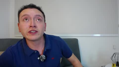 Snapshot of robert_honey chatting on September 21, 1:07 am Robert online show from September 21, 1:07 am