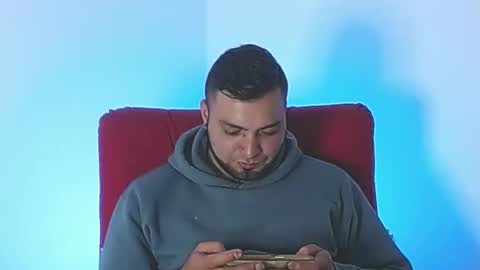 Stiven - online show from September 30, 5:45 am