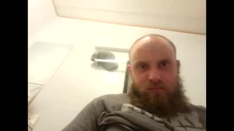 robertd5094 online show from January 7, 11:56 am