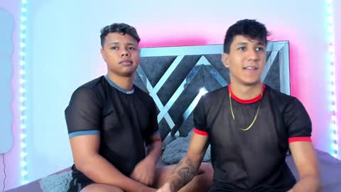 Robert Miller And Mael Thompson  online show from January 12, 4:21 am