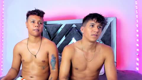 Robert Miller And Mael Thompson  online show from January 31, 5:09 am