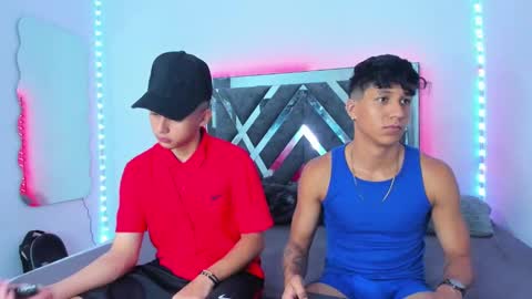 Robert Miller And Mael Thompson  online show from March 11, 2:51 pm