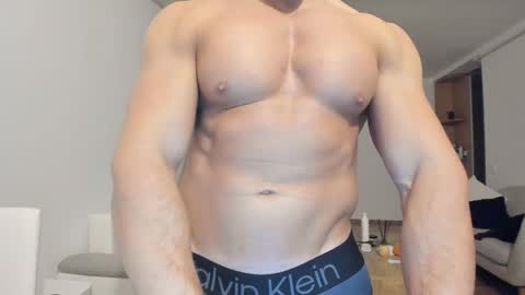 roberto4ever online show from November 17, 5:41 pm