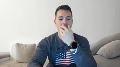 roberto4ever online show from November 18, 1:04 pm