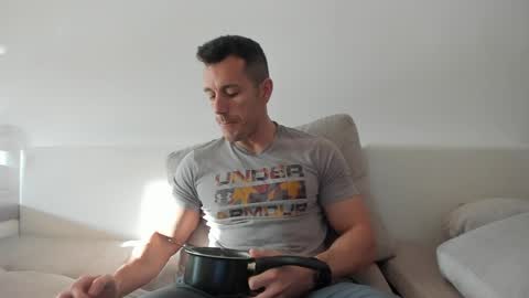 roberto4ever online show from April 15, 4:52 am