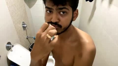 Robertsalia online show from December 26, 4:10 am