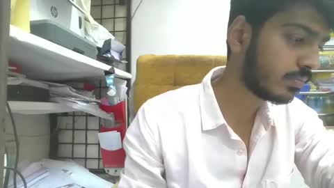 Snapshot of robertsalia220 chatting on January 2, 11:52 am Robertsalia online show from January 2, 11:52 am