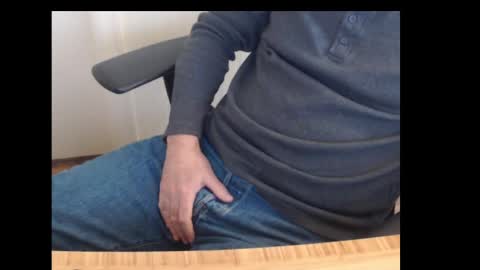 robidan6923 online show from January 30, 5:28 pm