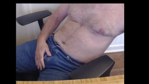 robidan6923 online show from February 14, 1:51 pm