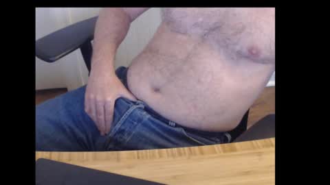 robidan6923 online show from February 18, 1:11 pm