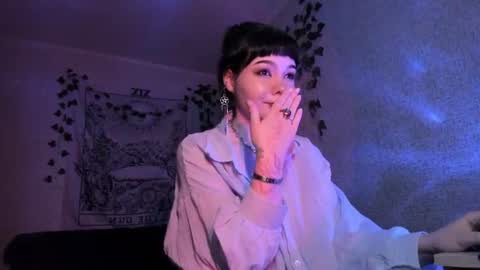 Snapshot of robin_harrington chatting on July 15, 8:03 pm Ronin online show from July 15, 8:03 pm