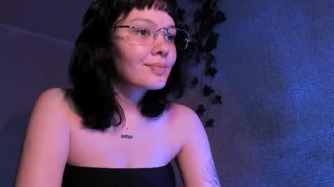 Snapshot of robin_harrington chatting on July 28, 10:20 pm Ronin online show from July 28, 10:20 pm
