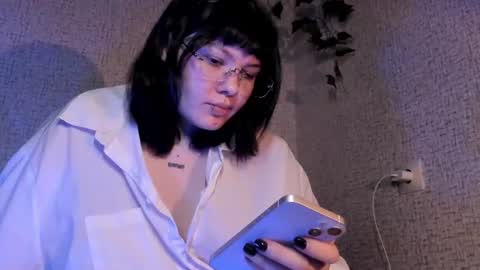 Snapshot of robin_harrington chatting on August 2, 7:56 pm Ronin online show from August 2, 7:56 pm