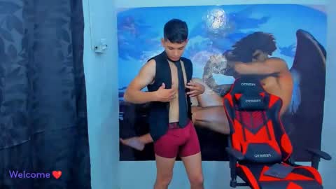 Robin online show from December 2, 12:29 pm