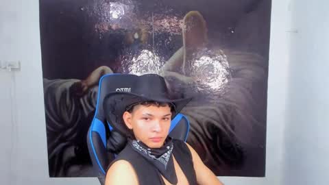 Robin online show from December 3, 12:38 pm