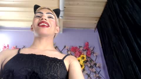 Margot Ferrer online show from July 24, 6:11 am