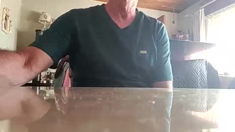 Snapshot of robke1966 chatting on September 28, 6:41 am robke1966 online show from September 28, 6:41 am