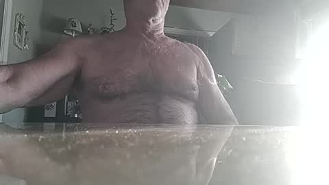 Snapshot of robke1966 chatting on February 26, 7:29 am robke1966 online show from February 26, 7:29 am