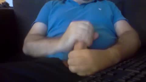 Snapshot of robmutant chatting on January 24, 12:52 am robmutant online show from January 24, 12:52 am