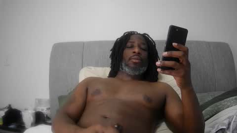 Snapshot of robo_cox chatting on November 5, 3:12 pm BBC America online show from November 5, 3:12 pm