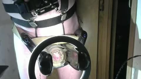 Robodickmilker online show from December 14, 6:56 am