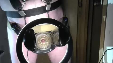 Robodickmilker online show from January 18, 12:35 am