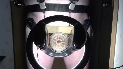 Robodickmilker online show from March 6, 6:19 am