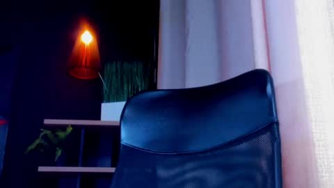 rocco_santos online show from May 7, 6:46 pm