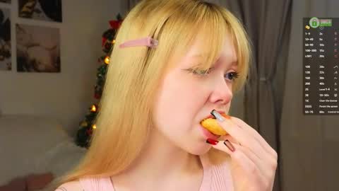 Snapshot of rochelle_dolly chatting on January 5, 5:27 pm rochelle_dolly online show from January 5, 5:27 pm