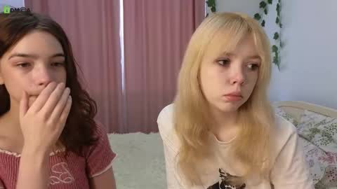 Snapshot of rochelle_dolly chatting on February 8, 11:35 am rochelle_dolly online show from February 8, 11:35 am