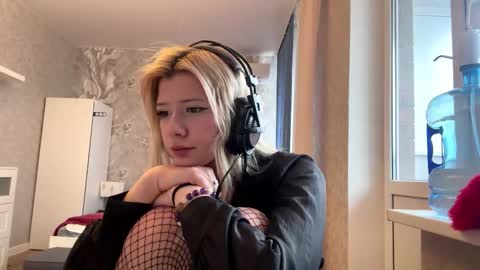 Snapshot of rochellehouis chatting on February 9, 11:14 am Anny online show from February 9, 11:14 am