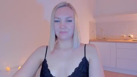 Snapshot of rock__baby chatting on January 11, 4:16 am rock__baby online show from January 11, 4:16 am