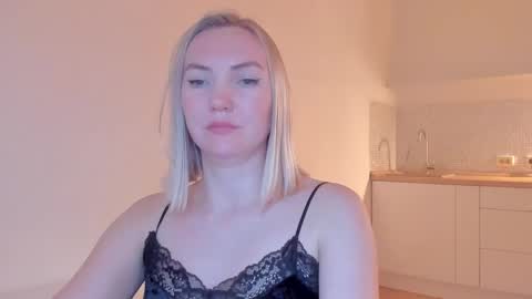 Snapshot of rock__baby chatting on February 2, 9:34 pm rock__baby online show from February 2, 9:34 pm