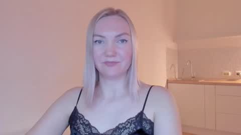 Snapshot of rock__baby chatting on February 6, 10:10 pm rock__baby online show from February 6, 10:10 pm