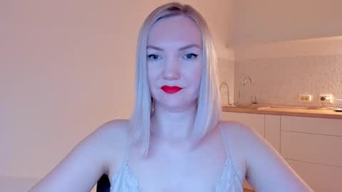 Snapshot of rock__baby chatting on February 16, 12:08 am rock__baby online show from February 16, 12:08 am