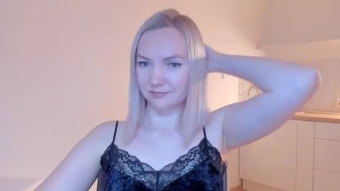 Snapshot of rock__baby chatting on February 20, 11:10 pm rock__baby online show from February 20, 11:10 pm