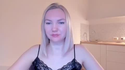 Snapshot of rock__baby chatting on February 22, 4:40 am rock__baby online show from February 22, 4:40 am