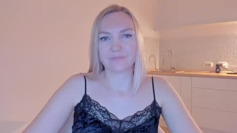 Snapshot of rock__baby chatting on March 7, 5:29 am rock__baby online show from March 7, 5:29 am