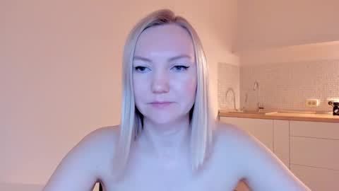 Snapshot of rock__baby chatting on March 8, 5:07 am rock__baby online show from March 8, 5:07 am