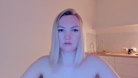 Snapshot of rock__baby chatting on March 11, 1:59 am rock__baby online show from March 11, 1:59 am