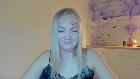 Snapshot of rock__baby chatting on October 31, 9:49 pm rock__baby online show from October 31, 9:49 pm